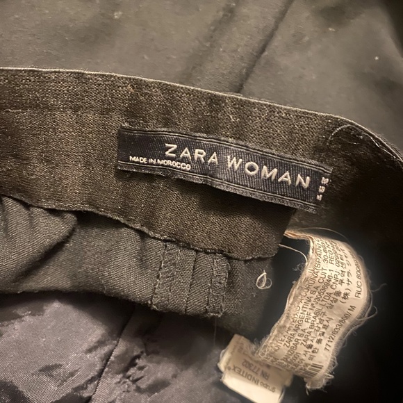 ZARA Black High- Waist Pants with red stripe. - Picture 3 of 4